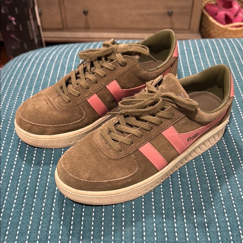 Gola women’s  green and Pink Sneakers